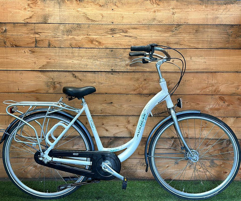 Avancer Malibu 3v 28 pouces 51 cm