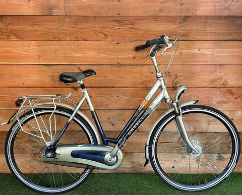 Gazelle Orange Édition Limitée 8v 28 pouces 57 cm