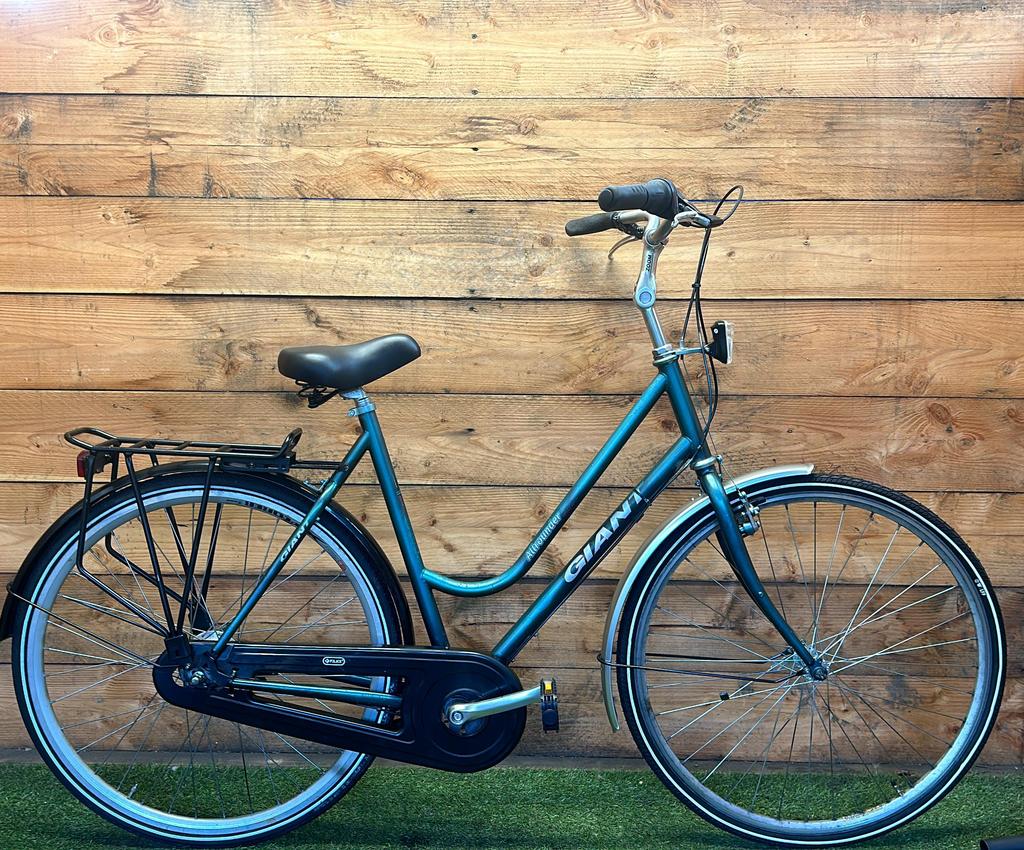 Giant Allrounder 7v 28inch 57cm