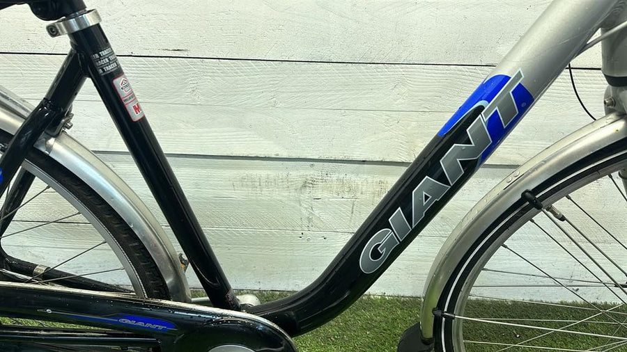 Giant Melbourne Lage Instap