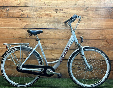 Giant Ultimo 8V 28 pouces 55 cm