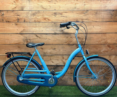 Sur la route 3v 28 pouces 53 cm