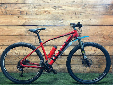 Rockhopper Comp 9V 29 pouces 46 cm